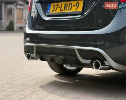 Серый Вольво B60, объемом двигателя 1.6 л и пробегом 206 тыс. км за 10750 $, фото 31 на Automoto.ua