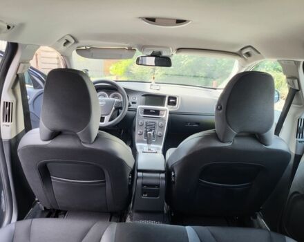 Сірий Вольво B60, об'ємом двигуна 1.6 л та пробігом 187 тис. км за 12200 $, фото 9 на Automoto.ua