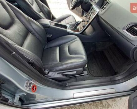 Сірий Вольво B60, об'ємом двигуна 2.4 л та пробігом 184 тис. км за 17200 $, фото 53 на Automoto.ua