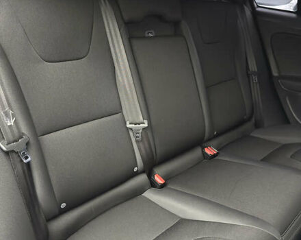 Серый Вольво B60, объемом двигателя 2 л и пробегом 243 тыс. км за 14500 $, фото 30 на Automoto.ua