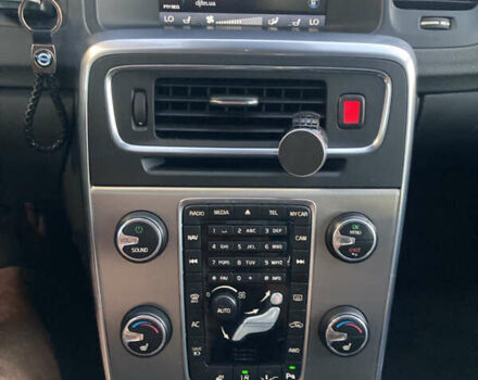 Вольво B60 2013 в Луцке на Automoto.ua Серый Вольво B60, объемом двигателя 2.4 л и пробегом 360 тыс. км за 13500 $, фото 11 на Automoto.ua