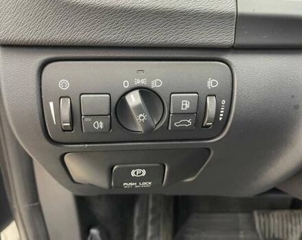 Сірий Вольво B60, об'ємом двигуна 2 л та пробігом 289 тис. км за 11400 $, фото 27 на Automoto.ua