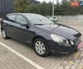 Серый Вольво B60, объемом двигателя 2 л и пробегом 300 тыс. км за 12200 $, фото 1 на Automoto.ua