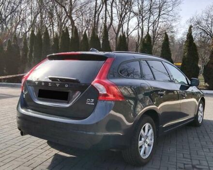 Серый Вольво B60, объемом двигателя 1.98 л и пробегом 109 тыс. км за 15400 $, фото 3 на Automoto.ua