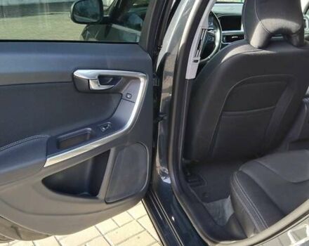 Серый Вольво B60, объемом двигателя 1.98 л и пробегом 109 тыс. км за 15400 $, фото 8 на Automoto.ua