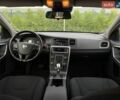 Сірий Вольво B60, об'ємом двигуна 2 л та пробігом 242 тис. км за 10799 $, фото 33 на Automoto.ua