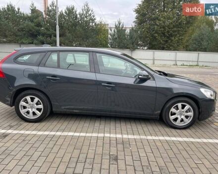 Серый Вольво B60, объемом двигателя 2 л и пробегом 299 тыс. км за 11600 $, фото 8 на Automoto.ua