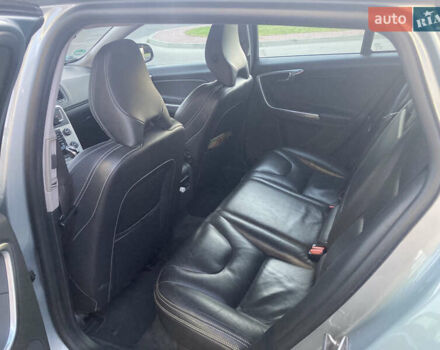 Вольво B60 2013 в Луцке на Automoto.ua Серый Вольво B60, объемом двигателя 2.4 л и пробегом 360 тыс. км за 13500 $, фото 21 на Automoto.ua