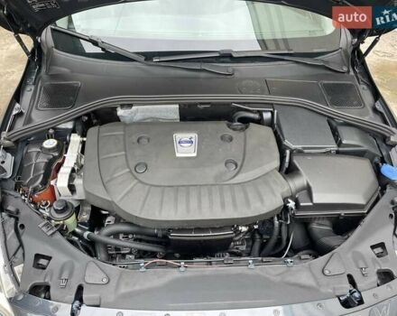 Серый Вольво B60, объемом двигателя 2 л и пробегом 299 тыс. км за 11600 $, фото 15 на Automoto.ua