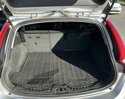 Серый Вольво B60, объемом двигателя 1.6 л и пробегом 255 тыс. км за 12300 $, фото 6 на Automoto.ua