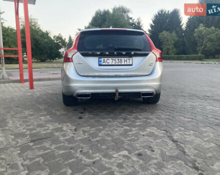 Вольво B60 2013 в Луцке на Automoto.ua Серый Вольво B60, объемом двигателя 2.4 л и пробегом 360 тыс. км за 13500 $, фото 6 на Automoto.ua