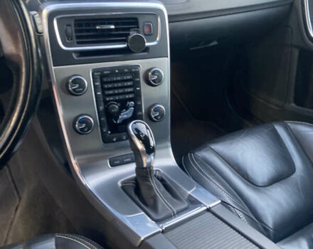 Вольво B60 2013 в Луцке на Automoto.ua Серый Вольво B60, объемом двигателя 2.4 л и пробегом 360 тыс. км за 13500 $, фото 22 на Automoto.ua