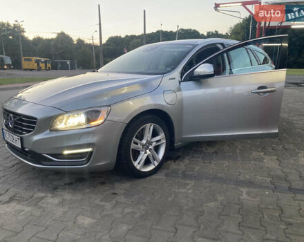 Вольво B60 2013 в Луцке на Automoto.ua Серый Вольво B60, объемом двигателя 2.4 л и пробегом 360 тыс. км за 13500 $, фото 1 на Automoto.ua