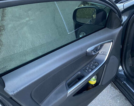 Серый Вольво B60, объемом двигателя 2 л и пробегом 240 тыс. км за 13300 $, фото 19 на Automoto.ua