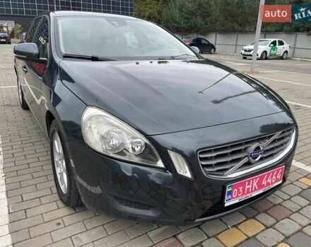 Серый Вольво B60, объемом двигателя 2 л и пробегом 300 тыс. км за 12200 $, фото 19 на Automoto.ua