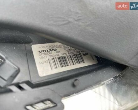 Серый Вольво B60, объемом двигателя 2 л и пробегом 300 тыс. км за 12200 $, фото 29 на Automoto.ua