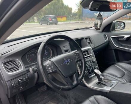 Серый Вольво B60, объемом двигателя 2 л и пробегом 299 тыс. км за 11600 $, фото 27 на Automoto.ua