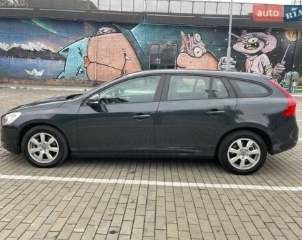 Серый Вольво B60, объемом двигателя 2 л и пробегом 299 тыс. км за 11600 $, фото 3 на Automoto.ua