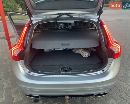 Вольво B60 2013 в Луцке на Automoto.ua Серый Вольво B60, объемом двигателя 2.4 л и пробегом 360 тыс. км за 13500 $, фото 19 на Automoto.ua