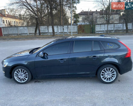 Серый Вольво B60, объемом двигателя 2 л и пробегом 240 тыс. км за 13300 $, фото 9 на Automoto.ua