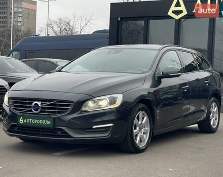 Серый Вольво B60, объемом двигателя 2 л и пробегом 109 тыс. км за 14800 $, фото 4 на Automoto.ua