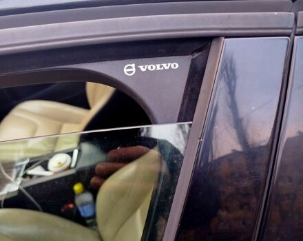 Сірий Вольво B60, об'ємом двигуна 1.6 л та пробігом 274 тис. км за 10300 $, фото 1 на Automoto.ua