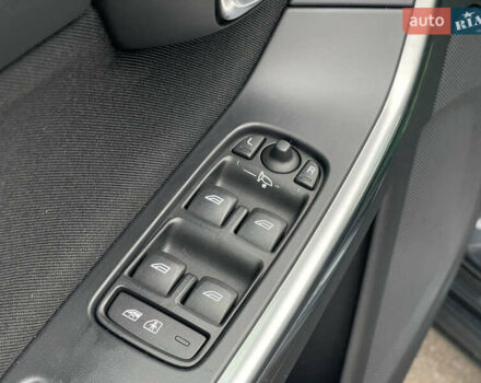 Серый Вольво B60, объемом двигателя 2 л и пробегом 109 тыс. км за 14800 $, фото 12 на Automoto.ua