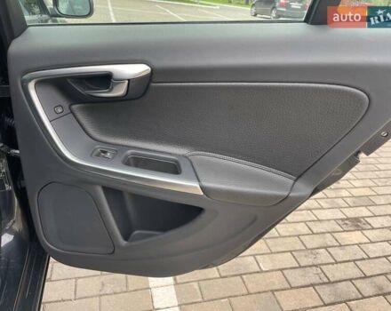 Серый Вольво B60, объемом двигателя 2 л и пробегом 299 тыс. км за 11600 $, фото 44 на Automoto.ua