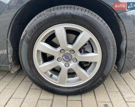 Сірий Вольво B60, об'ємом двигуна 2 л та пробігом 289 тис. км за 11400 $, фото 63 на Automoto.ua