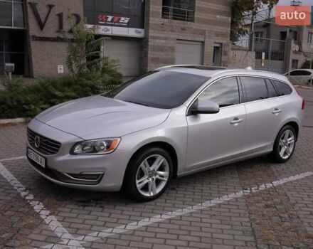 Серый Вольво B60, объемом двигателя 2 л и пробегом 214 тыс. км за 10000 $, фото 1 на Automoto.ua