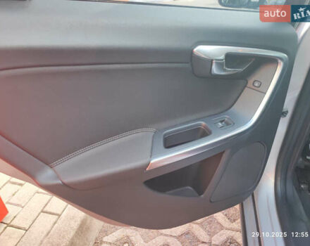 Серый Вольво B60, объемом двигателя 1.56 л и пробегом 262 тыс. км за 11600 $, фото 20 на Automoto.ua