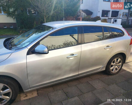 Серый Вольво B60, объемом двигателя 1.56 л и пробегом 262 тыс. км за 11600 $, фото 1 на Automoto.ua