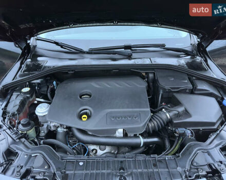 Сірий Вольво B60, об'ємом двигуна 1.56 л та пробігом 275 тис. км за 11950 $, фото 20 на Automoto.ua