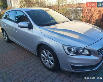 Серый Вольво B60, объемом двигателя 1.56 л и пробегом 262 тыс. км за 11600 $, фото 3 на Automoto.ua