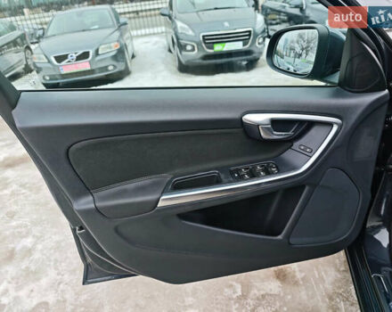 Серый Вольво B60, объемом двигателя 2 л и пробегом 217 тыс. км за 13200 $, фото 25 на Automoto.ua