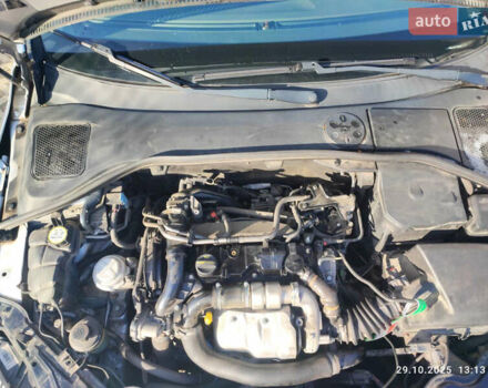 Серый Вольво B60, объемом двигателя 1.56 л и пробегом 262 тыс. км за 11600 $, фото 10 на Automoto.ua