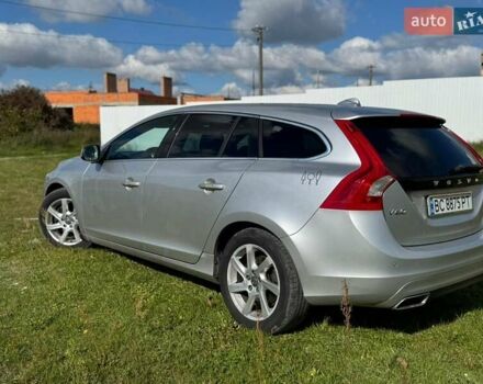 Серый Вольво B60, объемом двигателя 2.4 л и пробегом 250 тыс. км за 13000 $, фото 3 на Automoto.ua