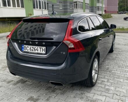 Сірий Вольво B60, об'ємом двигуна 2 л та пробігом 255 тис. км за 12500 $, фото 1 на Automoto.ua