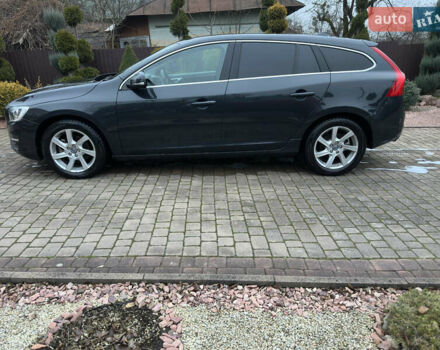 Сірий Вольво B60, об'ємом двигуна 1.56 л та пробігом 275 тис. км за 11950 $, фото 3 на Automoto.ua