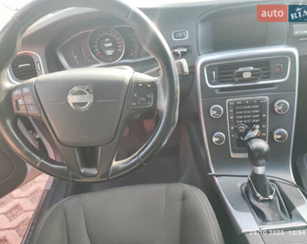 Серый Вольво B60, объемом двигателя 1.56 л и пробегом 262 тыс. км за 11600 $, фото 21 на Automoto.ua