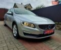 Серый Вольво B60, объемом двигателя 1.97 л и пробегом 221 тыс. км за 12999 $, фото 1 на Automoto.ua
