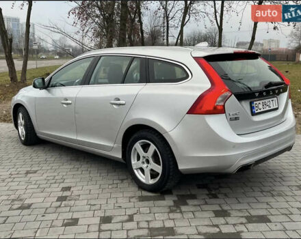 Серый Вольво B60, объемом двигателя 1.97 л и пробегом 155 тыс. км за 12000 $, фото 5 на Automoto.ua