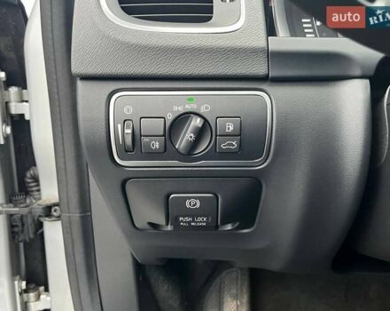 Серый Вольво B60, объемом двигателя 2 л и пробегом 154 тыс. км за 12000 $, фото 26 на Automoto.ua