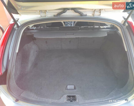 Серый Вольво B60, объемом двигателя 1.56 л и пробегом 262 тыс. км за 11600 $, фото 14 на Automoto.ua