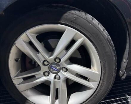 Серый Вольво B60, объемом двигателя 2 л и пробегом 290 тыс. км за 10900 $, фото 4 на Automoto.ua