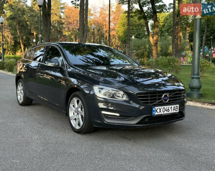 Сірий Вольво B60, об'ємом двигуна 1.56 л та пробігом 290 тис. км за 11400 $, фото 4 на Automoto.ua