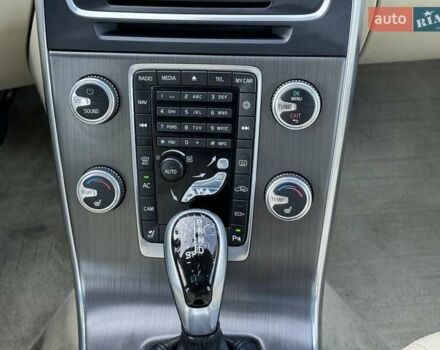 Серый Вольво B60, объемом двигателя 2 л и пробегом 131 тыс. км за 2300 $, фото 15 на Automoto.ua