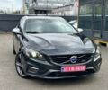 Серый Вольво B60, объемом двигателя 2 л и пробегом 250 тыс. км за 16699 $, фото 1 на Automoto.ua