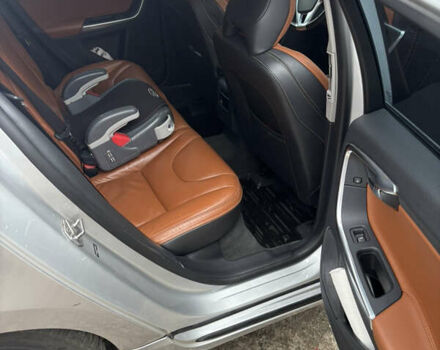 Серый Вольво B60, объемом двигателя 1.97 л и пробегом 242 тыс. км за 14400 $, фото 22 на Automoto.ua