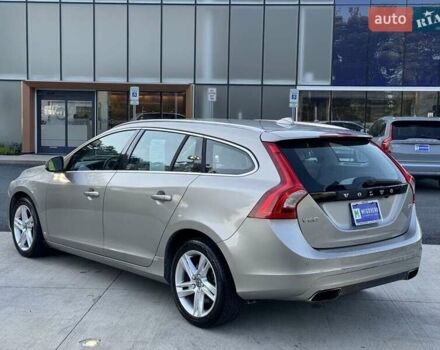 Серый Вольво B60, объемом двигателя 2 л и пробегом 131 тыс. км за 2300 $, фото 5 на Automoto.ua